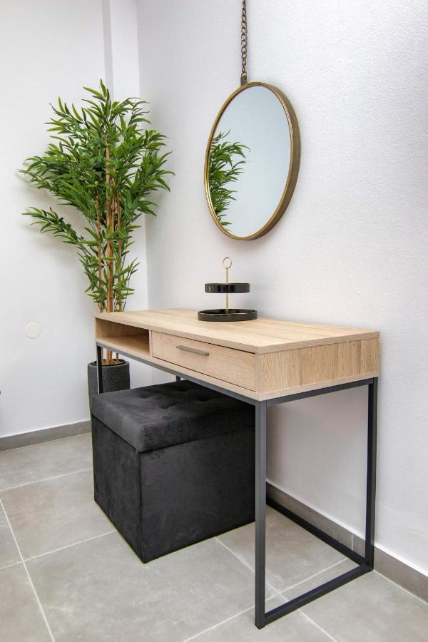 Luxury Apartment In The Center Rhodes City المظهر الخارجي الصورة